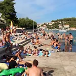 Twin 5128a Tisno
