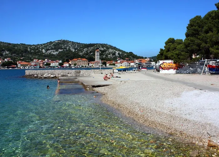 Twin 5128a 招待所 3*