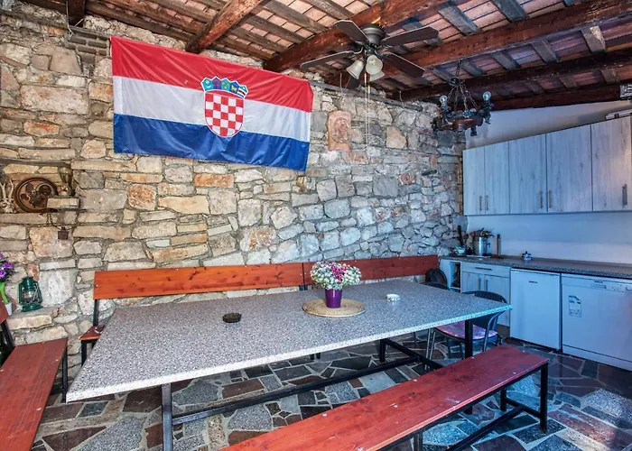 招待所 Twin 5128a 3*